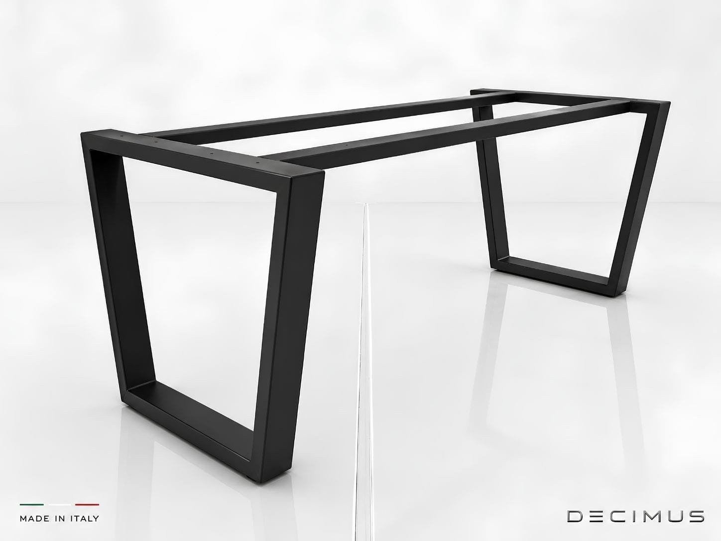 Estructura trapezoidal en hierro Decimus con doble barra